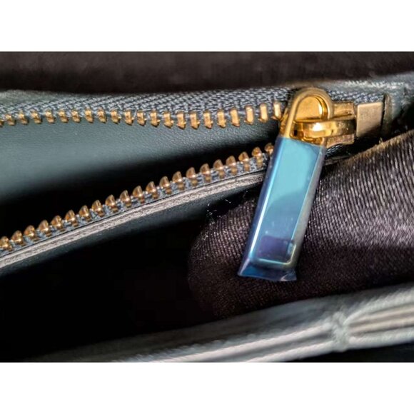 Pre-owned Celine Shiny Calfskin Medium Triomphe Amazone - Picture 8 of 15